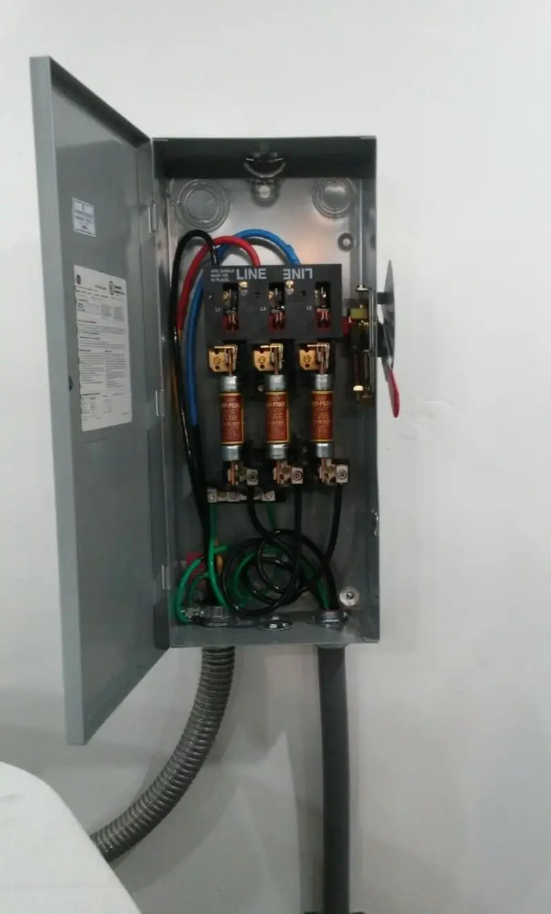 Three-phase disconnect switch installed for Electrical Wiring & Rewiring in Crown Point